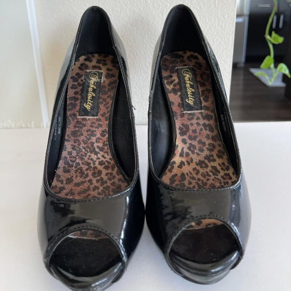 Black Patent Leather Open Toe Heels Size 7 - Picture 3 of 6